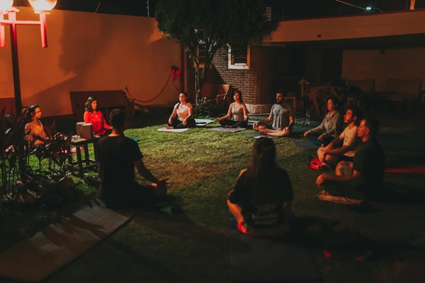 Explore Leading UK Fashion Institutions Offering Immersive Sustainable Design Workshops